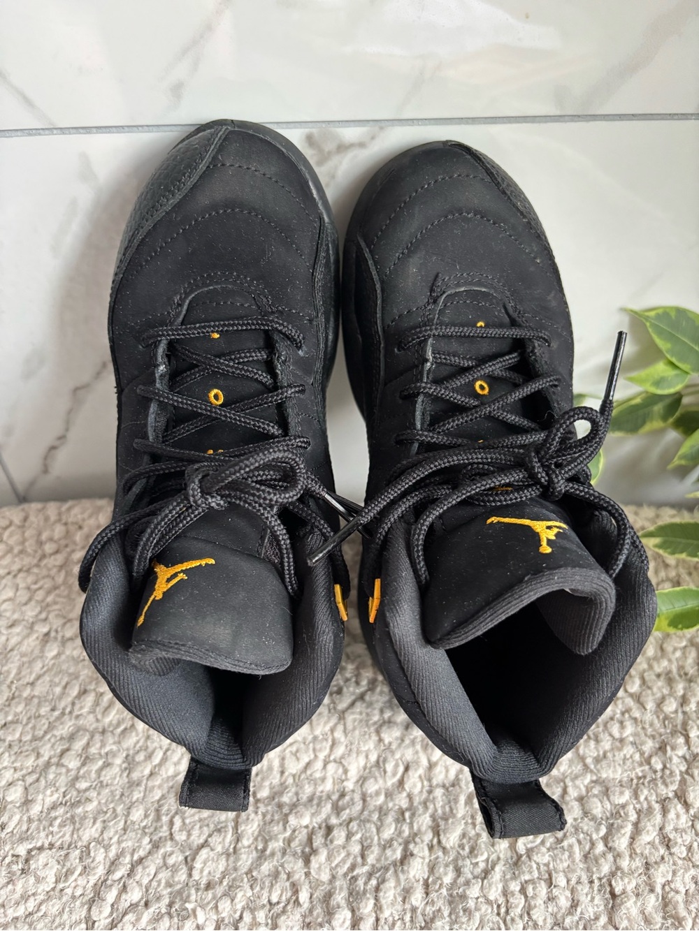Jordan Air Jordan 12 Retro PS Mid Top Suede Sneakers Black Kids US 13C